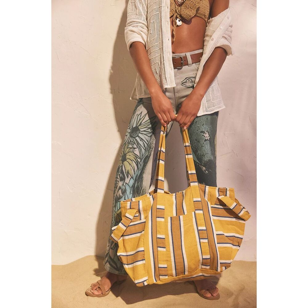 Free People Oksana Oversized Tote - Picture 2 of 9